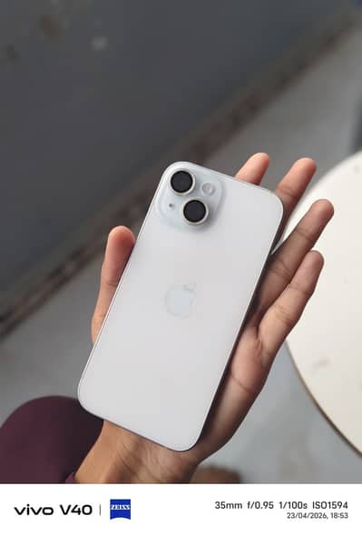 Apple iPhone 15