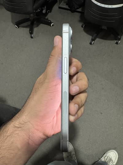 Apple iPhone 15