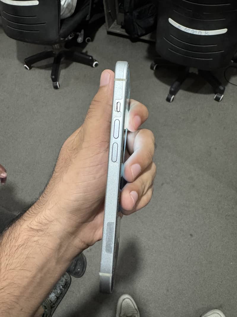 Apple iPhone 15 1
