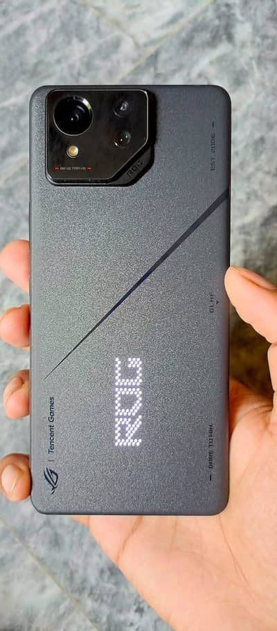 Asus Rog Phone 8 Pro