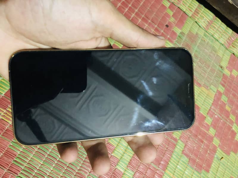 Apple iPhone 12 Pro 2
