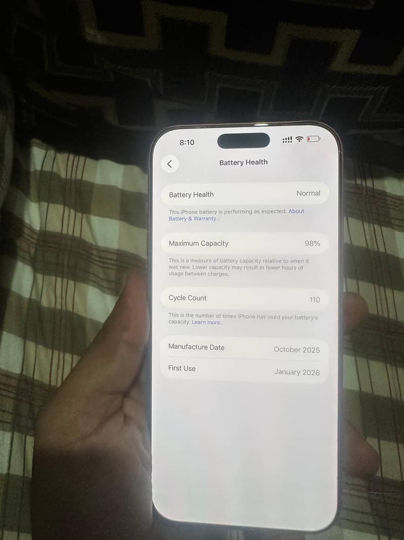 Apple iPhone 17 Pro Max 4