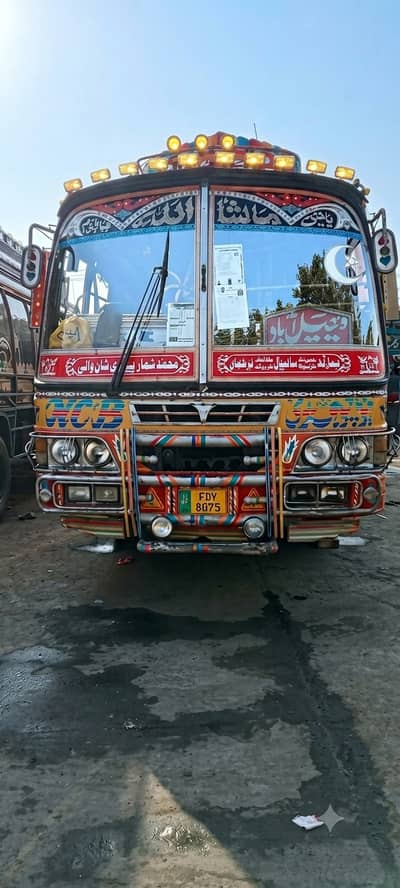 Isusu Bus, engine ok hisa ok gare ok