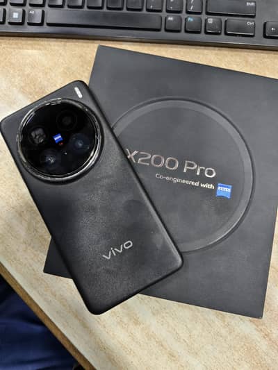 Vivo x200 Pro 16/512