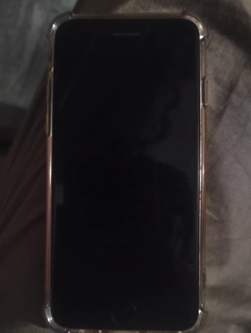 Apple iPhone 7 0