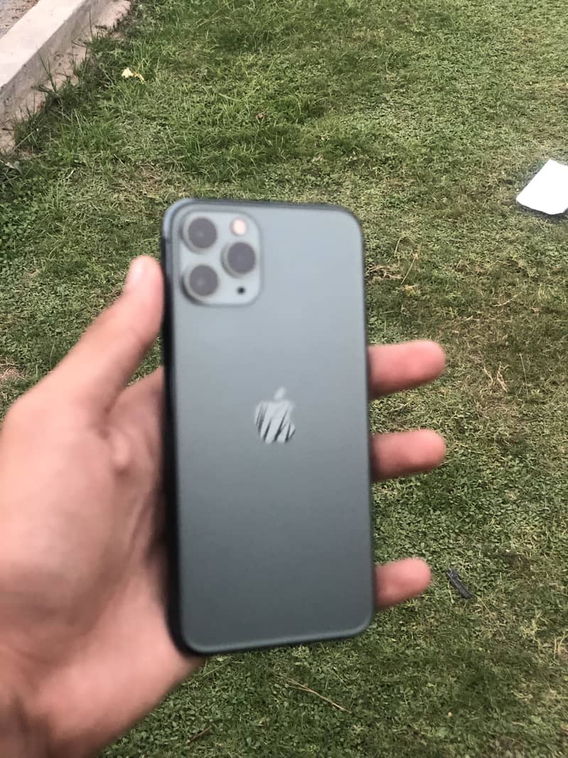 Apple iPhone 11 Pro 1