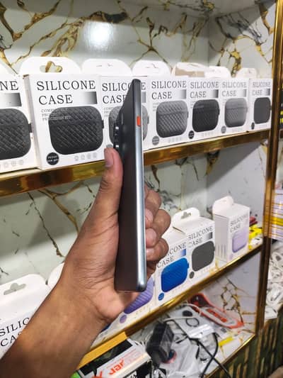 Tecno CAMON 40