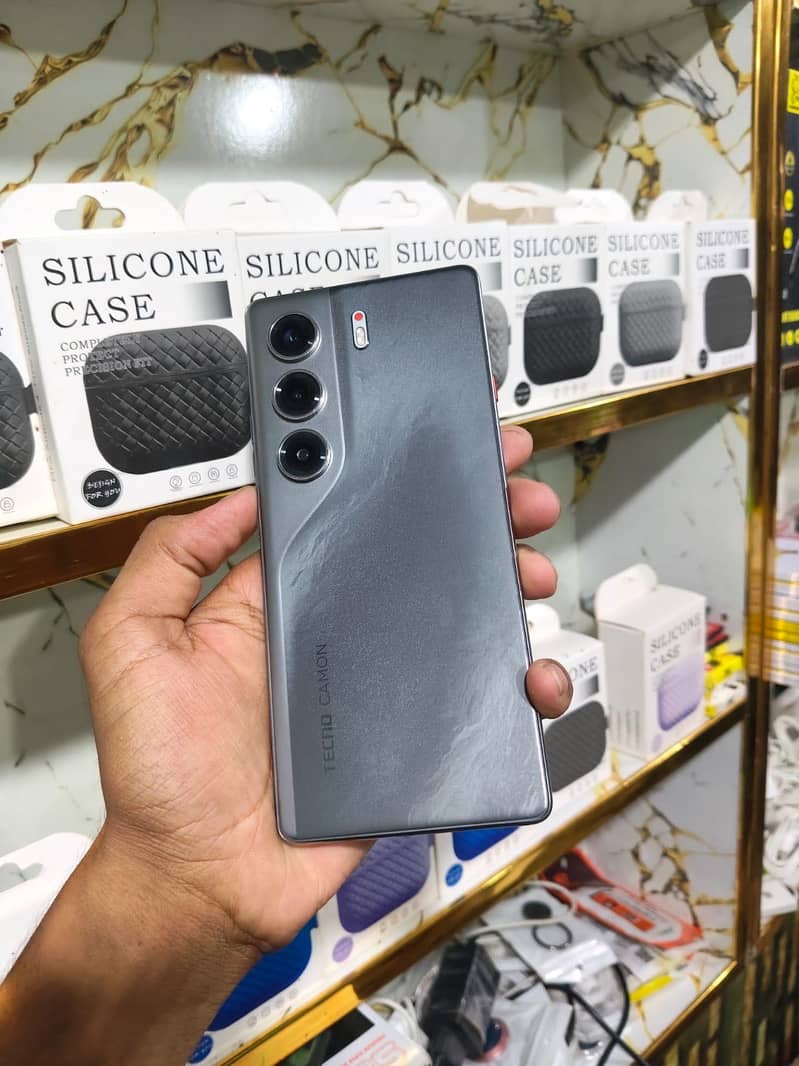 Tecno CAMON 40 3