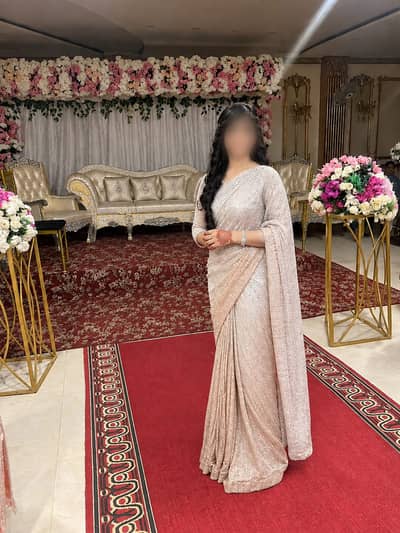 saree / formal dress / formal saree / wedding dress / dress