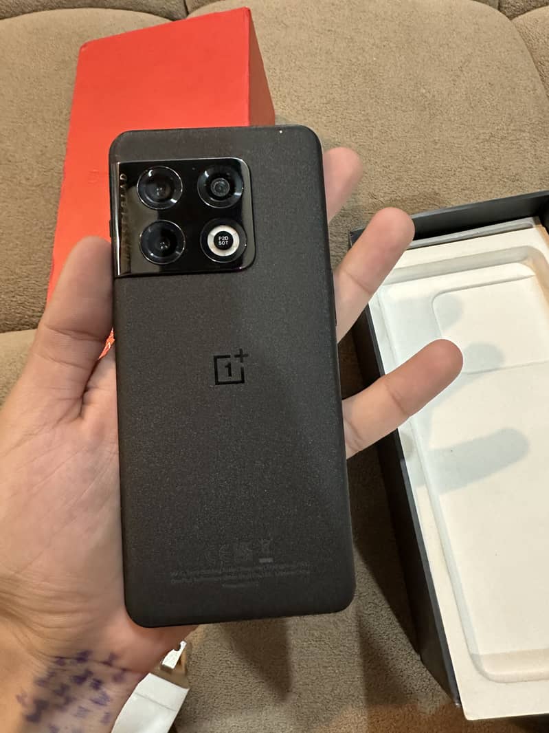 One Plus 10 Pro 11