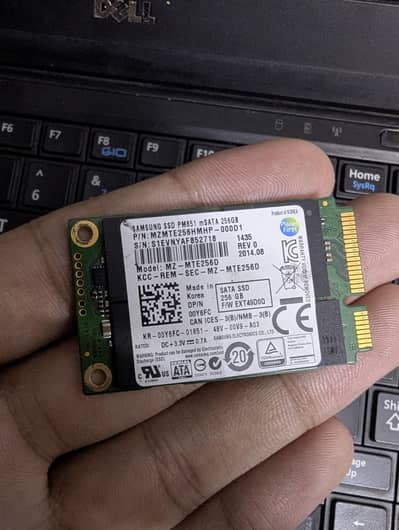 Samsung SSD M 2 256gb laptop pulled