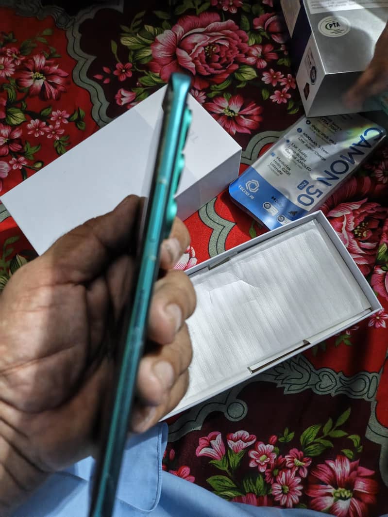 Tecno camon 50 pro 4