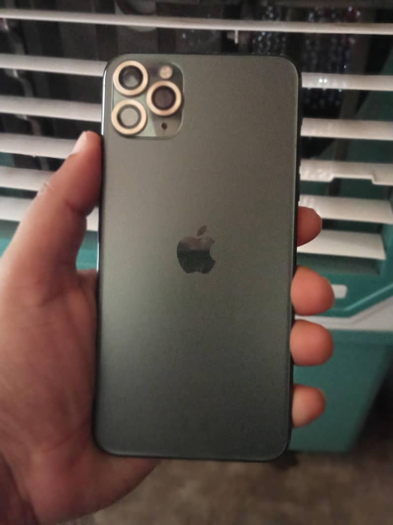 Apple iPhone 11 Pro Max 0