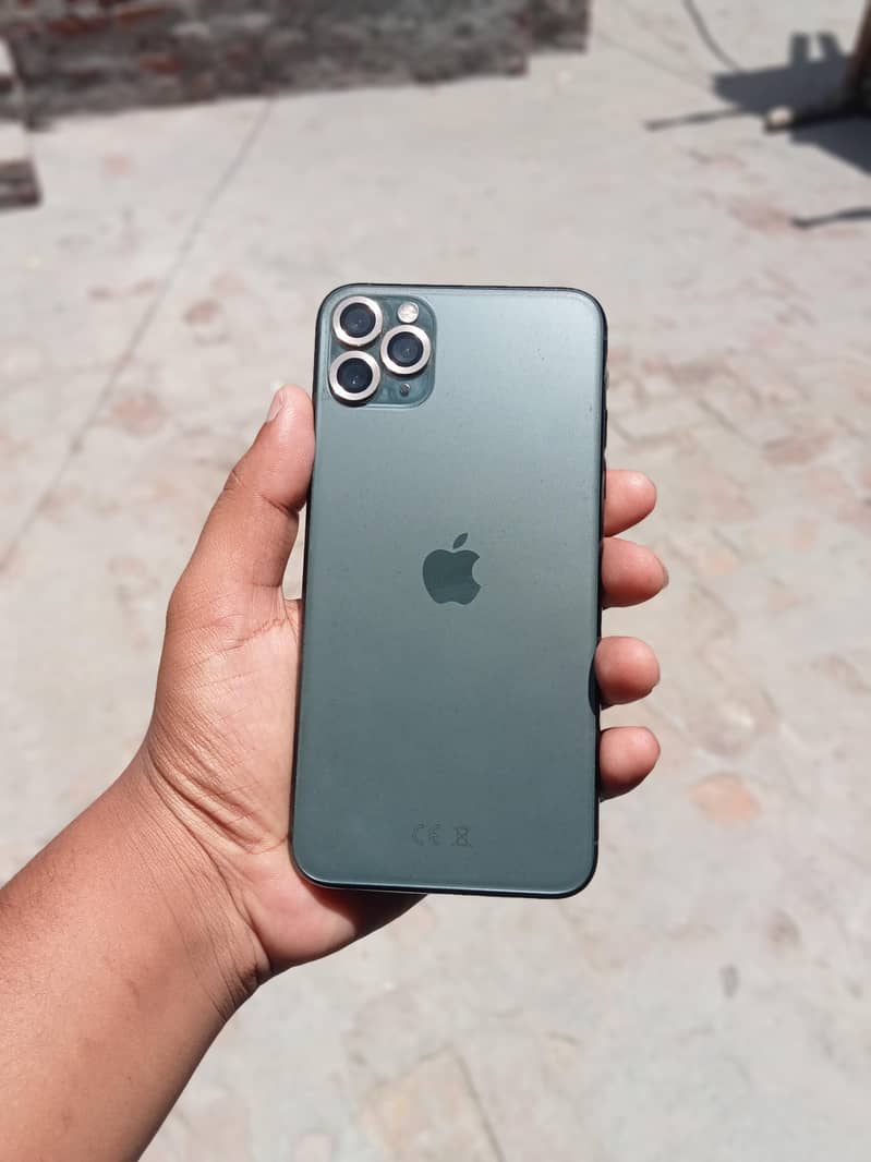 Apple iPhone 11 Pro Max 1
