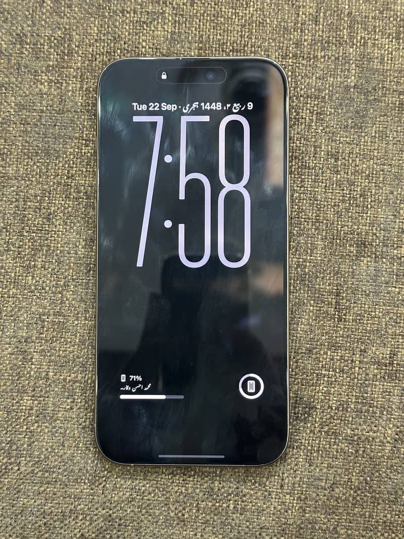 Apple iPhone 16 Pro Max 1
