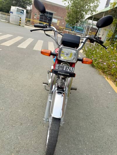 book fill new bik 10/10 condition