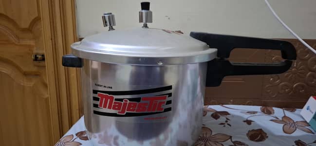 pressure cooker brand new