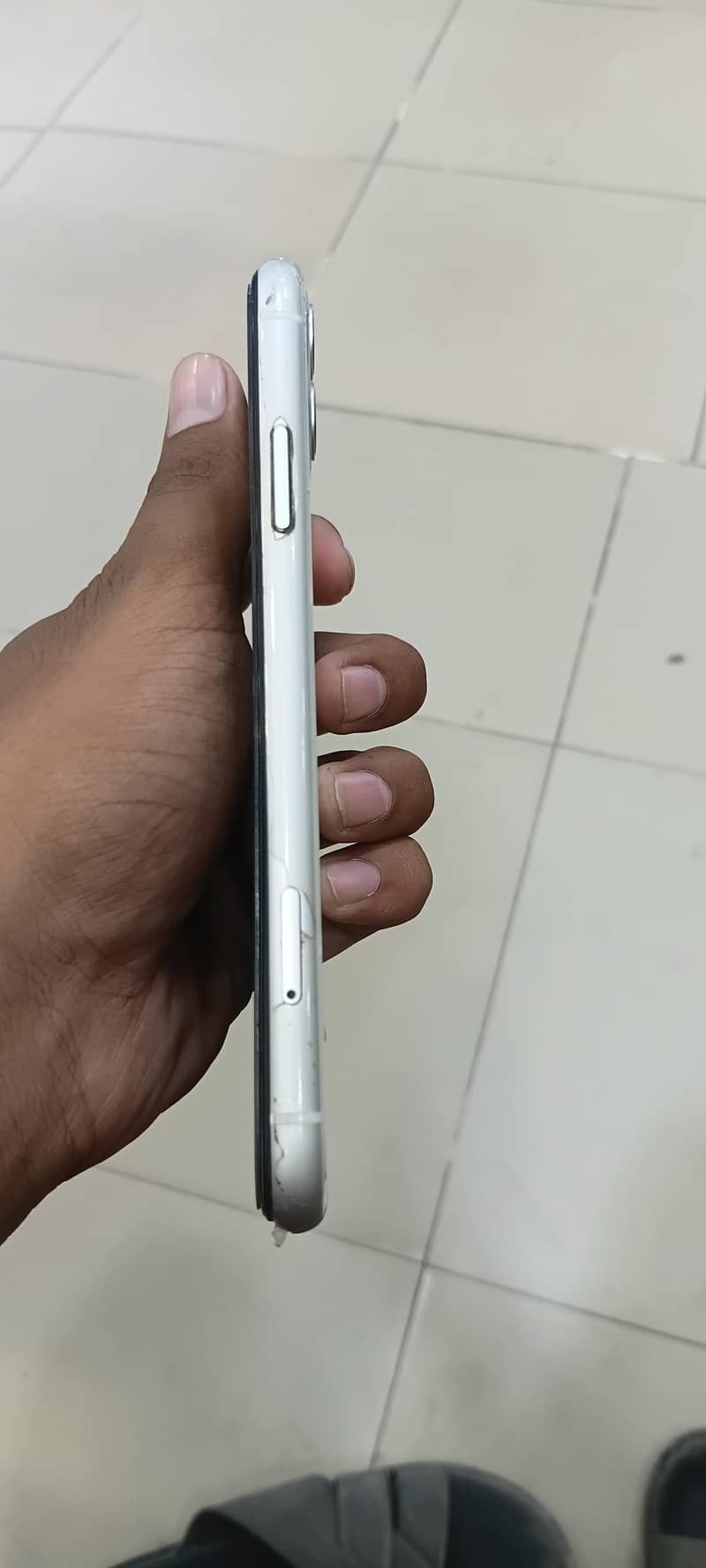 Apple iPhone 11 3