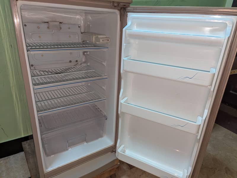 Dawlance Fridge 1