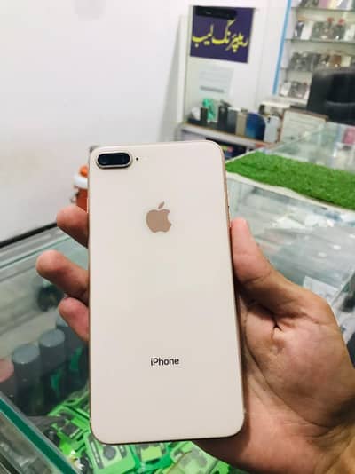 Apple iPhone 8 Plus
