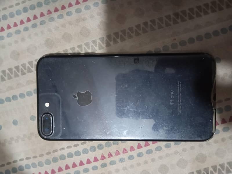 Apple iPhone 7 Plus 0