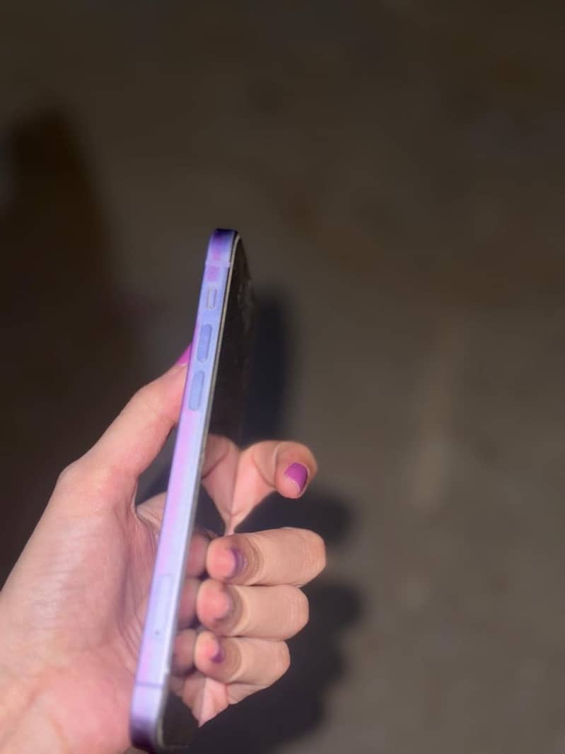 Apple iPhone 12 2