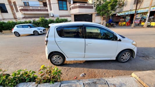 Daihatsu Mira 2011