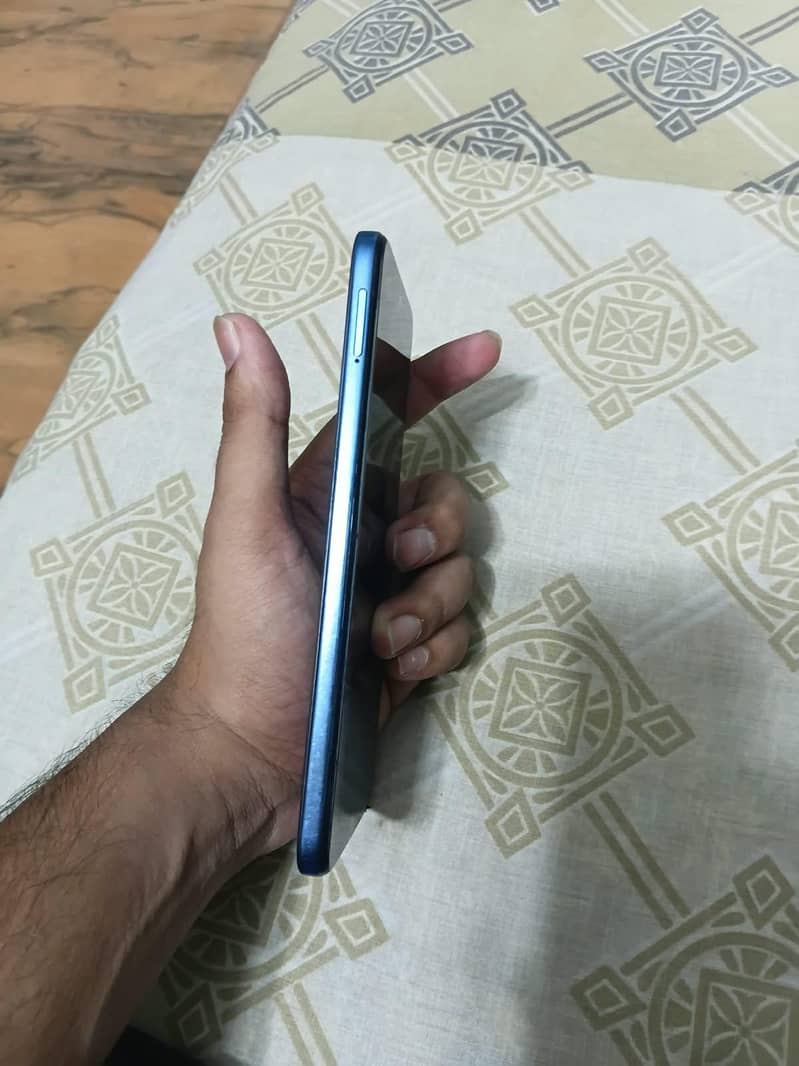 Redmi Note 11C 4