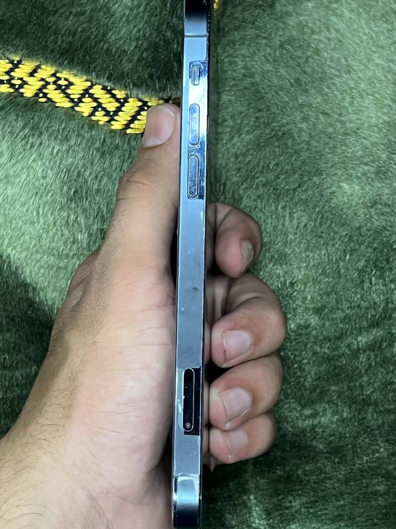 Apple iPhone 12 Pro 7