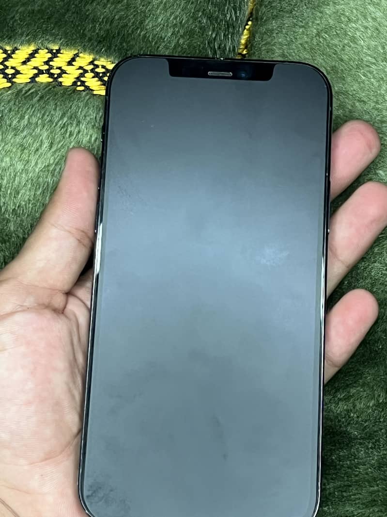 Apple iPhone 12 Pro 8