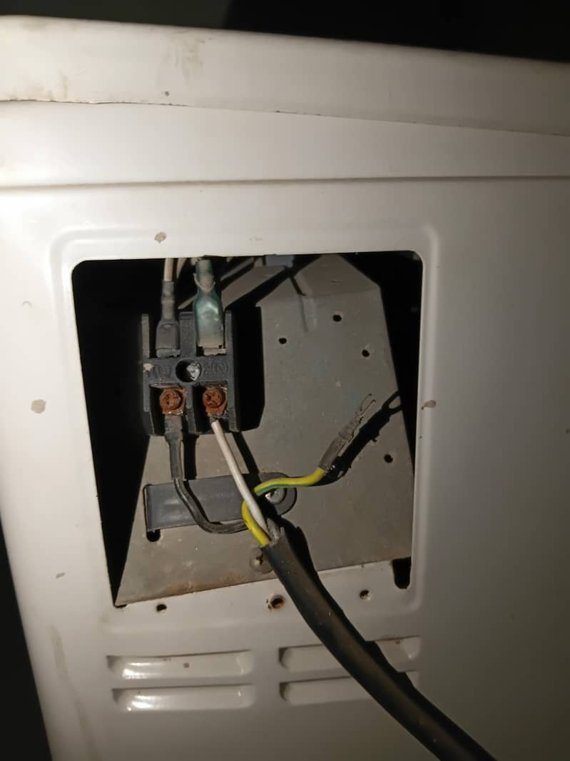 Haier Split Ac 1 ton 5