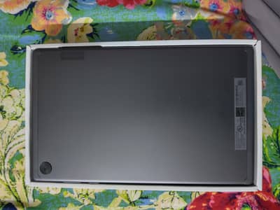 Lenovo smart tablet m10 hd with Google assistant version 10
