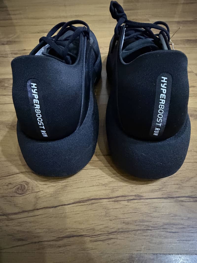 Adidas Hyperboost Edge 3