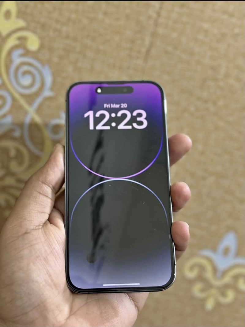 14 pro 0