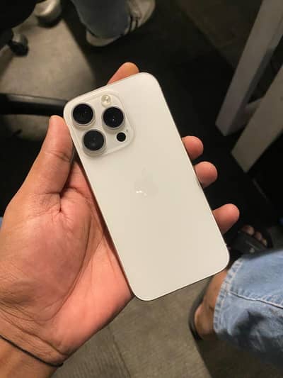 Apple iPhone 15 Pro