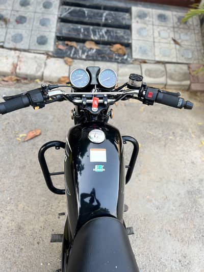 Suzuki GS-150 special Edition 2021