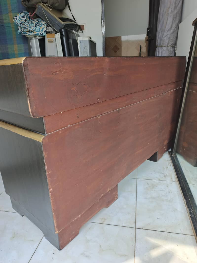 Wood Dressing Table 10