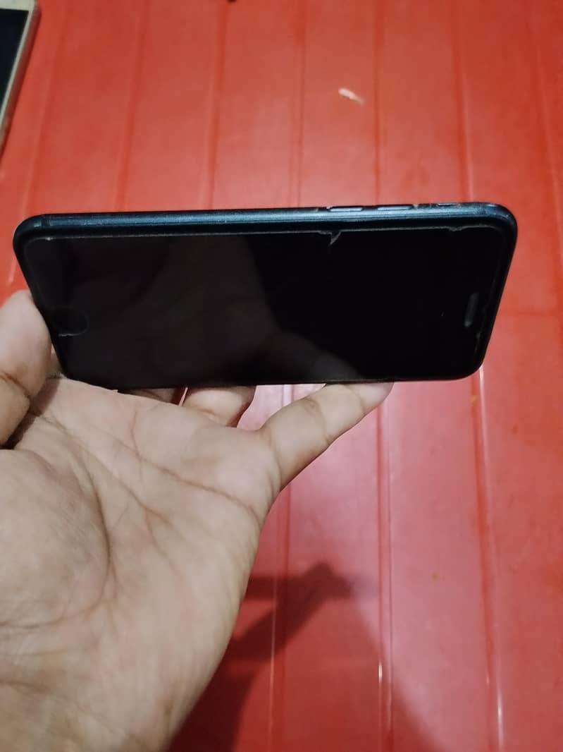 Apple iPhone 7 5