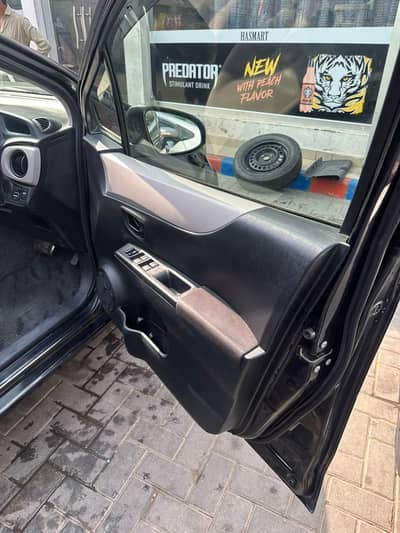 Toyota Vitz 2013