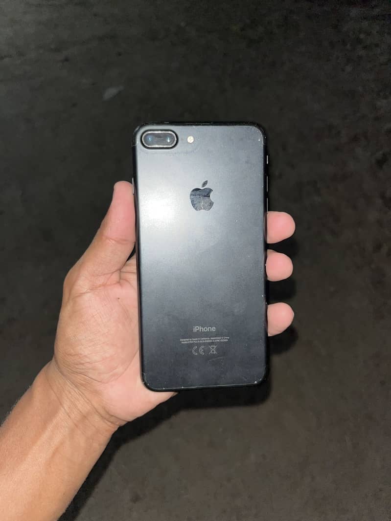Apple iPhone 7 Plus 4