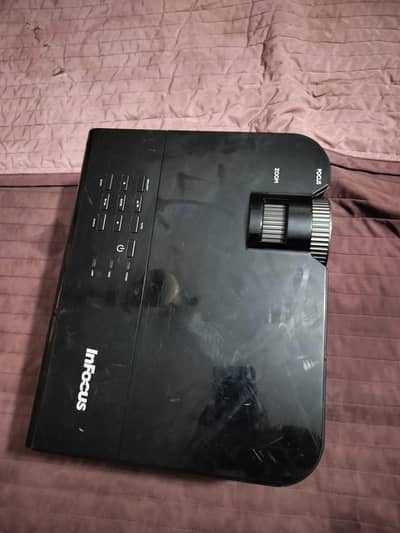 Hd projector for school and home contact on whatsapp only
