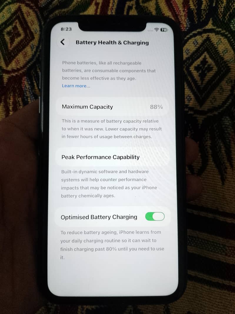 Apple iPhone 11 4