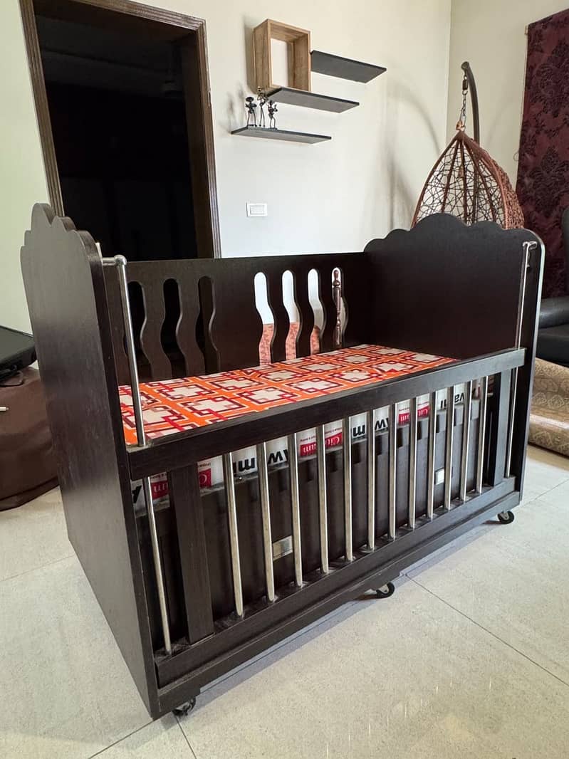 Kids cot 1