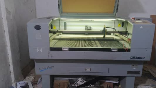lasser cutting mechanic CO2