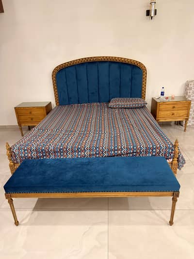 Luxury King Size Bed Set with Dressing Table & Bench For Sale
