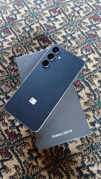 Samsung Mobile S25 FE