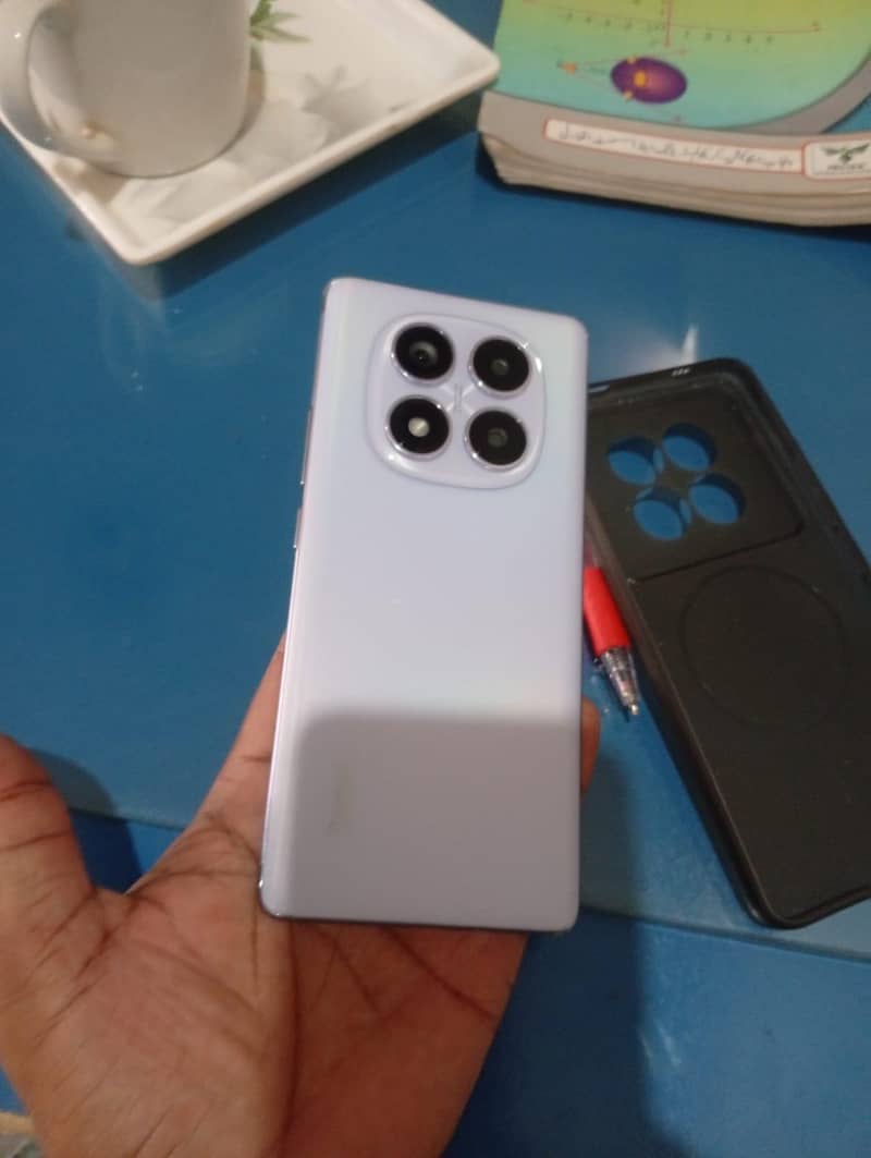 Xiaomi Redmi Note 14 Pro 7