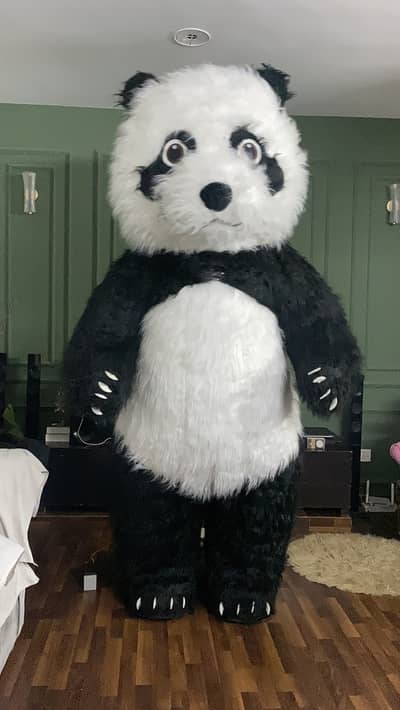 Bouncy panda and Dancing gorilla
