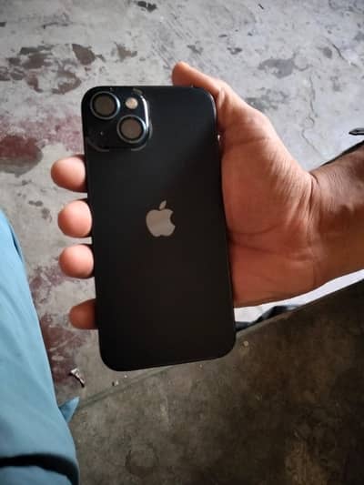 Apple iPhone 13