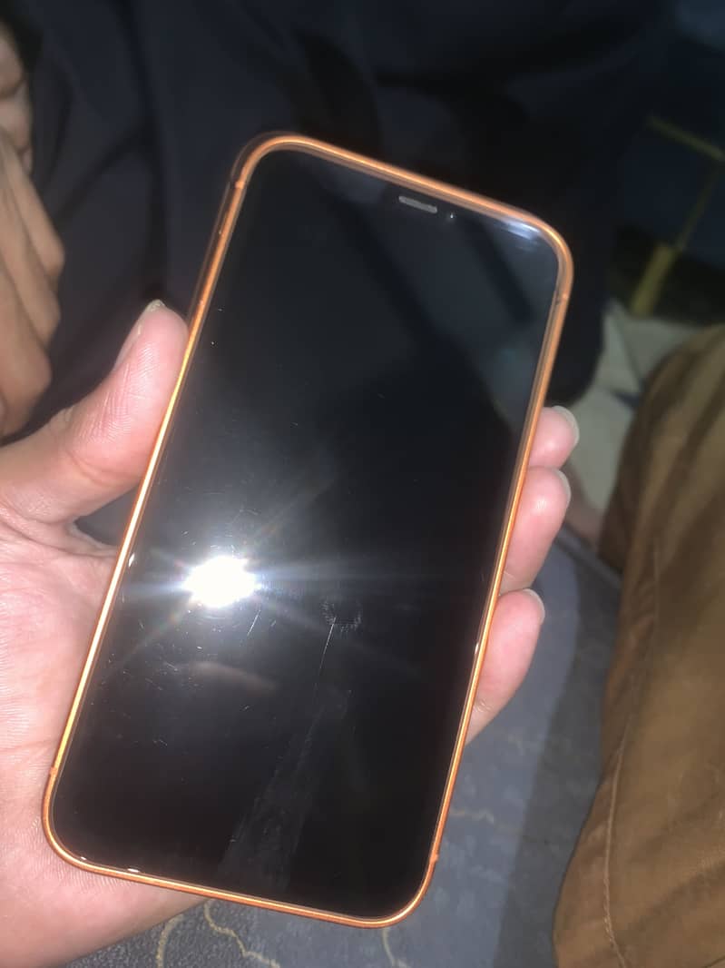 Apple iPhone XR 3